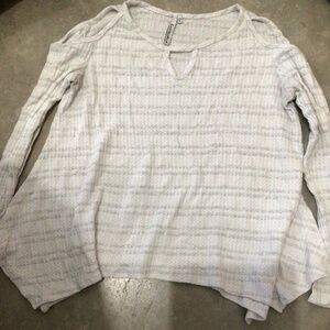 Love makers women’s medium white